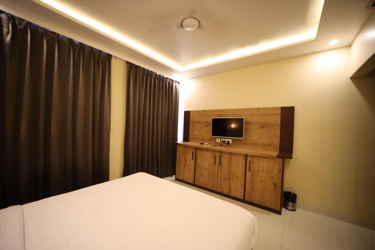 Hotel Neerja Inn Τζαϊπούρ Εξωτερικό φωτογραφία